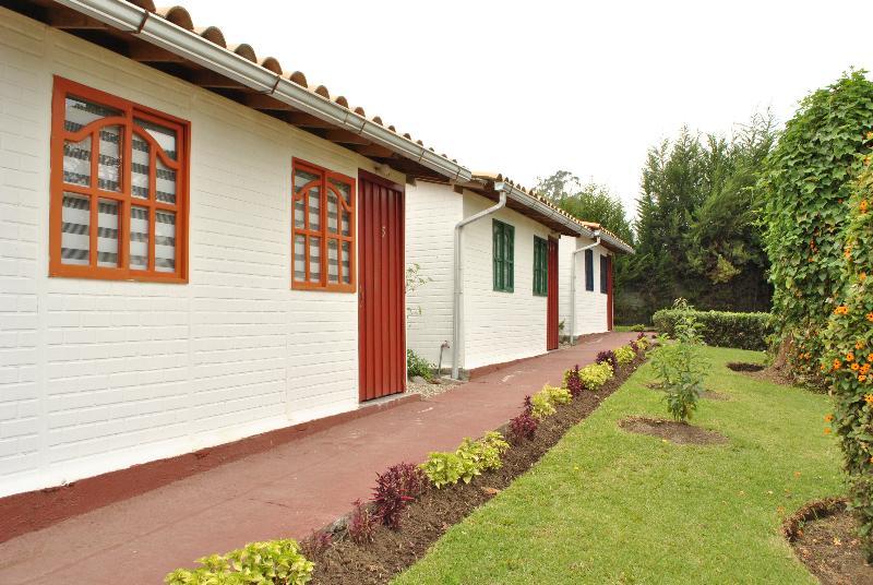 Hosteria Rosa Blanca Puembo Екстер'єр фото